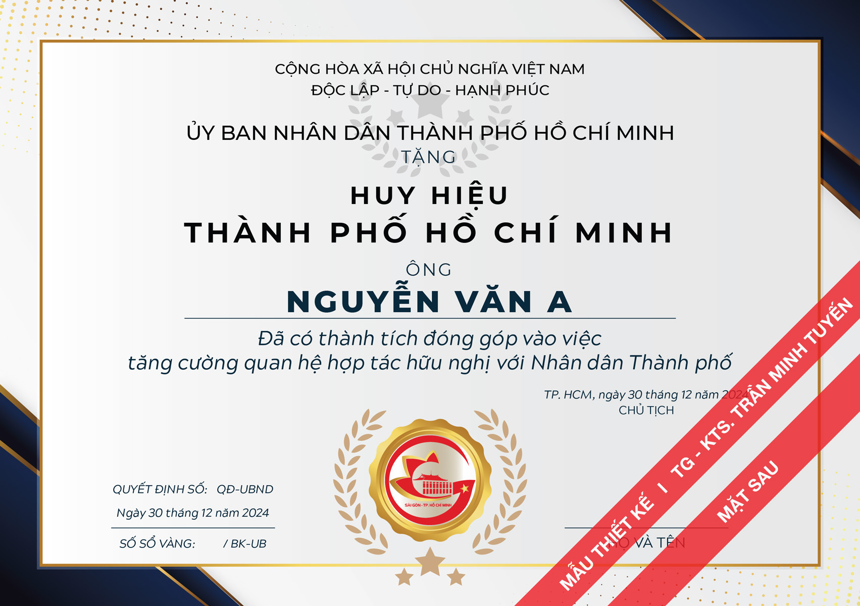 Hiện vật khen thưởng TP. HCM